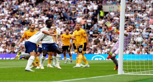 "وصل إلى القمة".. هاري كين يكسر الرقم القياسي لسيرجيو أجويرو